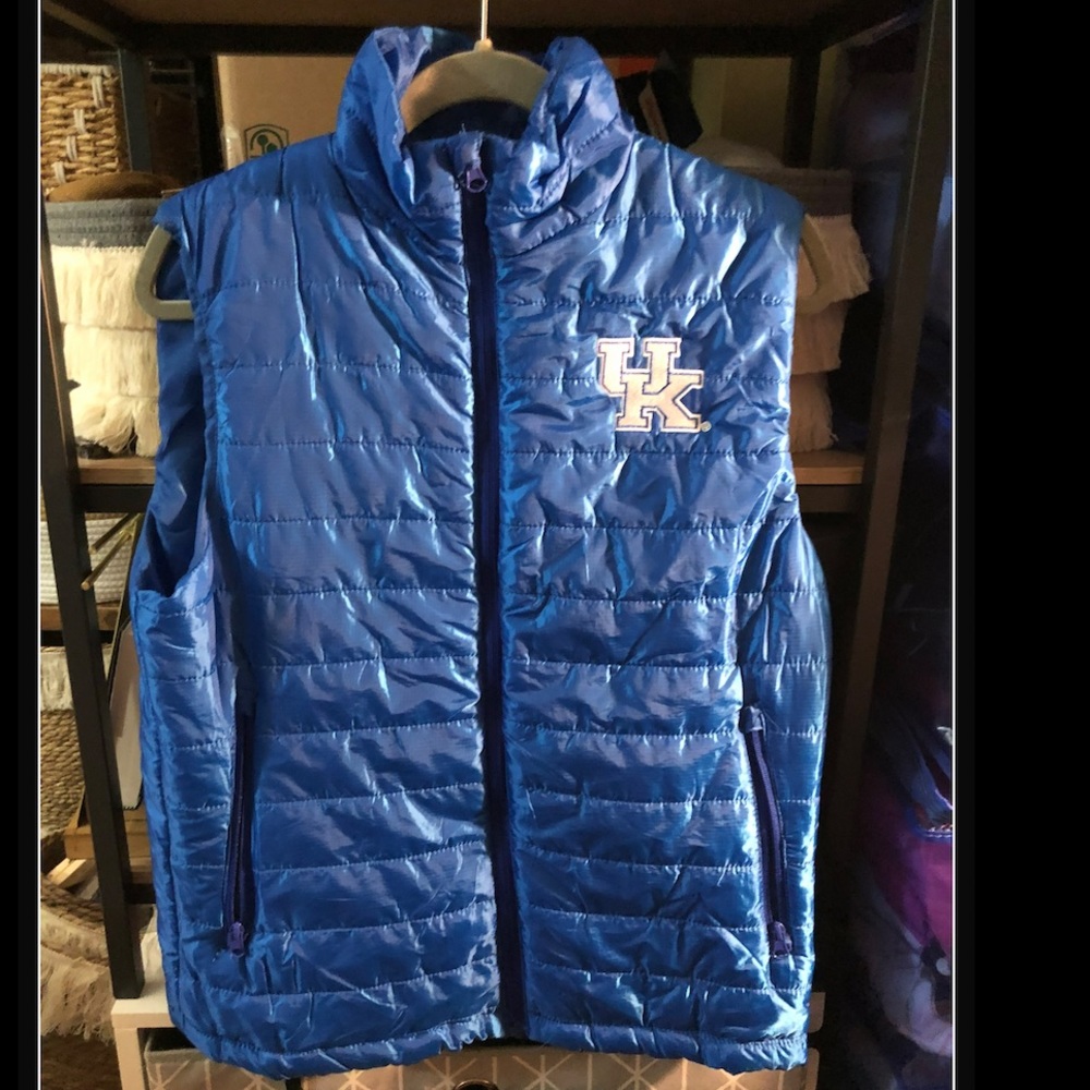 UK Women’s puffer vest